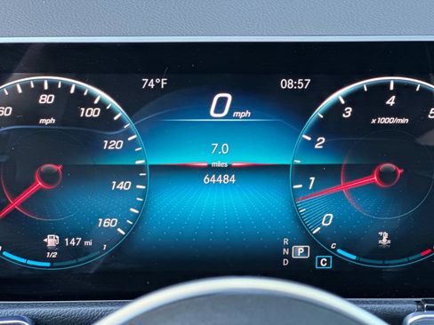Used 2020 Mercedes-Benz GLB 250 image 29