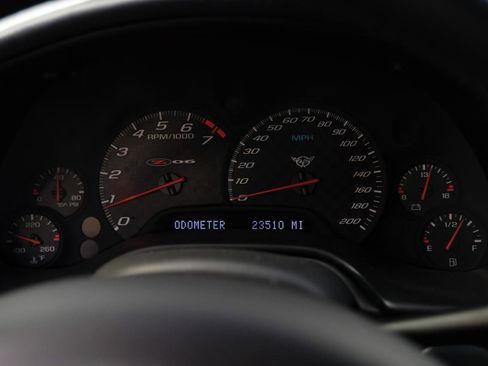 Used 2004 Chevrolet Corvette Z06 w/ Memory Package RWD image 13