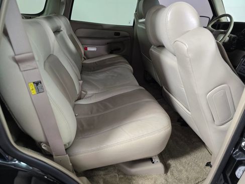 Used 2002 GMC Yukon Denali AWD/4WD image 15