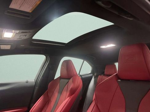 Used 2023 Lexus UX 250h F Sport image 28