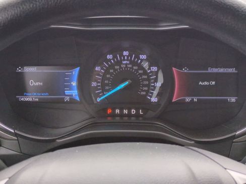 Used 2020 Ford Fusion SE image 33