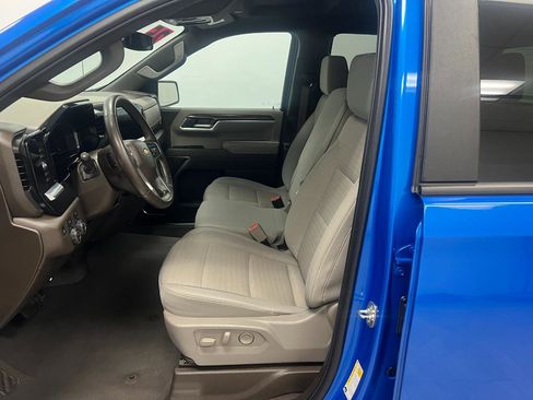 Used 2025 Chevrolet Silverado 1500 LT image 29
