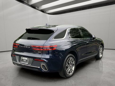Used 2023 Genesis GV70 2.5T w/ Select Package AWD/4WD image 5