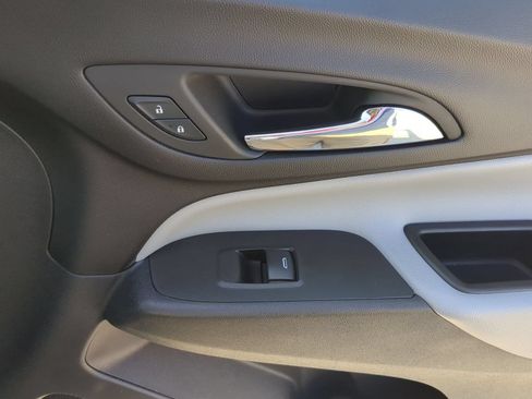 Certified 2024 Chevrolet Equinox LS w/ LPO, Cargo Package FWD image 27