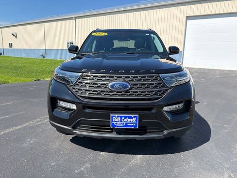 Used 2023 Ford Explorer XLT w/ Equipment Group 202A AWD/4WD image 9