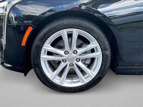Used 2023 Cadillac CT4 Luxury w/ Sun And Sound Package RWD image 10
