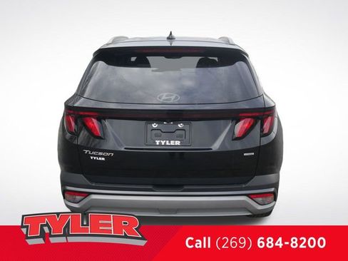 Used 2025 Hyundai Tucson SEL AWD/4WD image 7