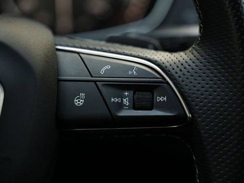 Certified 2024 Audi SQ5 Premium image 33