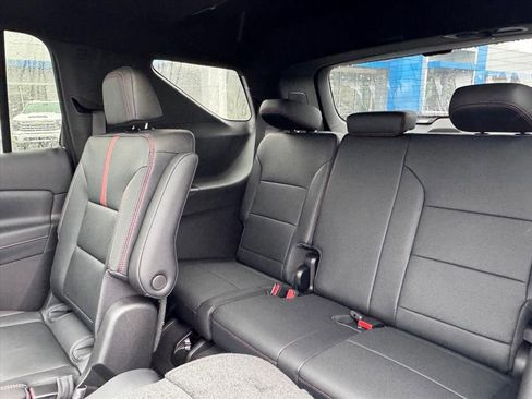 New 2026 Chevrolet Traverse RS w/ LPO, Floor Liner Package image 7