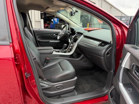 Used 2014 Ford Edge SEL w/ Equipment Group 202A FWD image 9