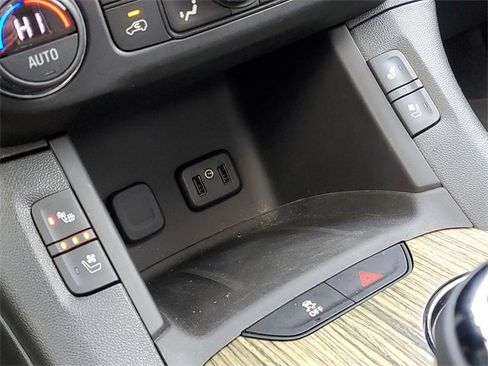 Used 2018 GMC Acadia Denali w/ Technology Package image 37