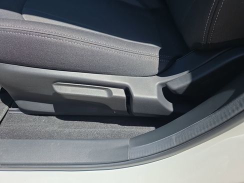 New 2026 Subaru Crosstrek 2.0i Premium AWD/4WD image 13