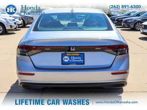 Used 2024 Honda Accord EX image 4