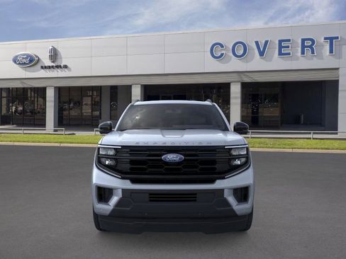 New 2025 Ford Expedition Active image 6