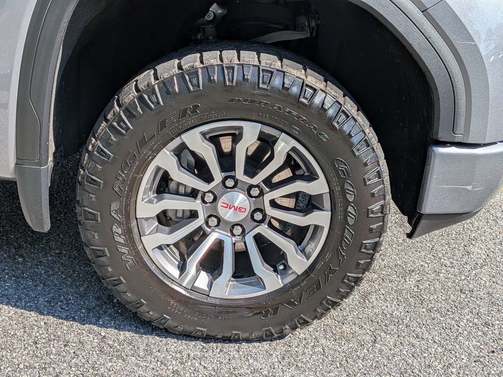 Used 2021 GMC Sierra 1500 AT4 AWD/4WD image 11