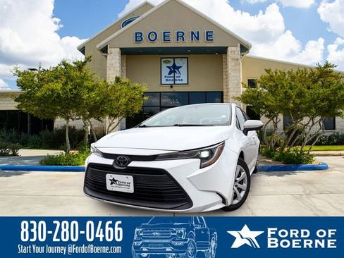 Used 2023 Toyota Corolla LE FWD image 1