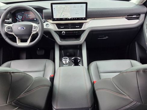 New 2026 Ford Explorer Active w/ Active Comfort Package RWD image 14