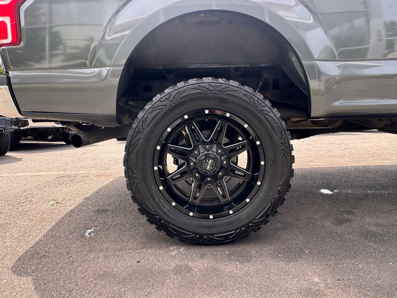 Used 2019 Ford F150 XLT AWD/4WD image 14