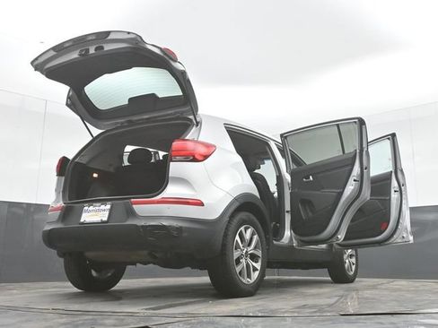Used 2016 Kia Sportage LX AWD/4WD image 52