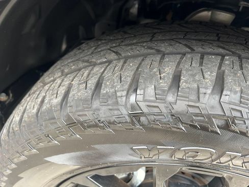 Certified 2025 Nissan Armada PRO-4X w/ Pro-4X Premium Package AWD/4WD image 43
