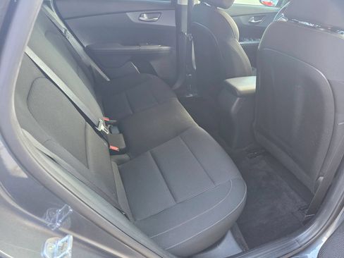 Used 2021 Kia Forte Sedan FWD image 14