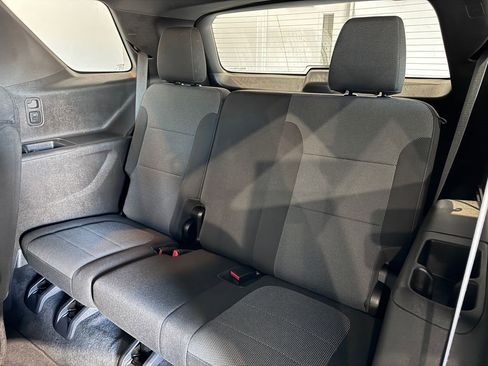 Certified 2022 Chevrolet Traverse LT image 11