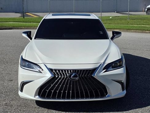 Certified 2025 Lexus ES 350 w/ Premium Package FWD image 2