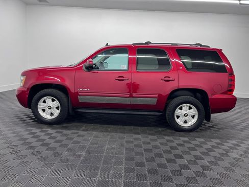 Used 2013 Chevrolet Tahoe LT w/ Luxury Package AWD/4WD image 2