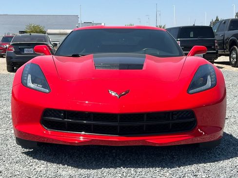 Used 2019 Chevrolet Corvette Stingray Coupe RWD image 9