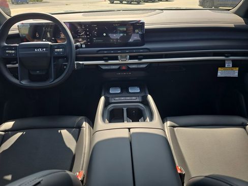 New 2027 Kia Telluride S image 13