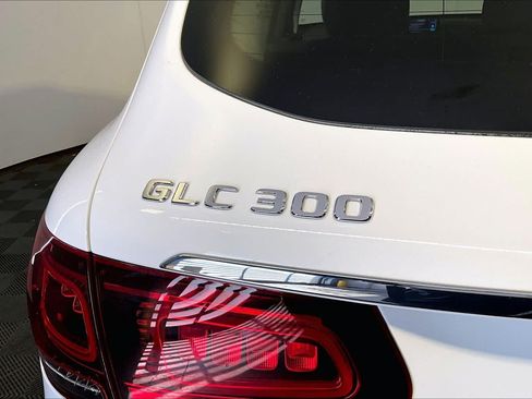 Used 2020 Mercedes-Benz GLC 300 4MATIC image 33