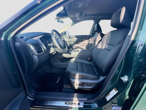 New 2026 Nissan Rogue SV image 21