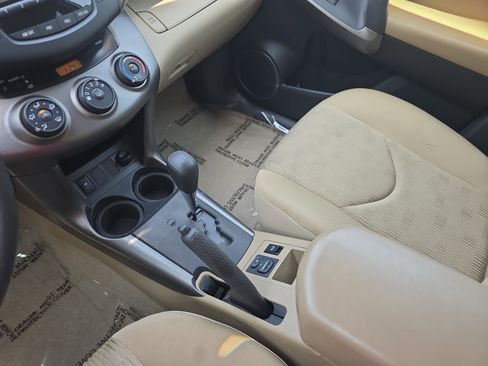 Used 2010 Toyota RAV4 4WD image 22