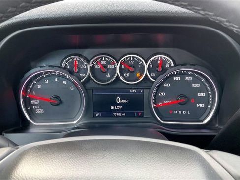 Used 2019 Chevrolet Silverado 1500 LT w/ All-Star Edition image 10