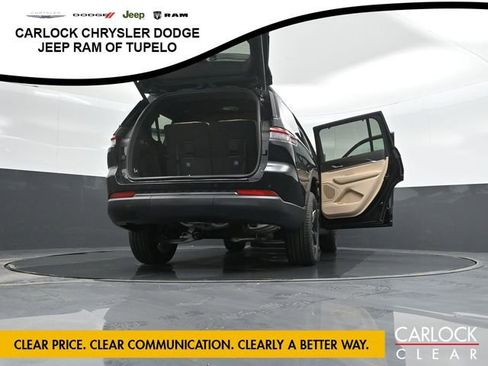 New 2025 Jeep Grand Cherokee L Limited w/ Luxury Tech Group II image 86