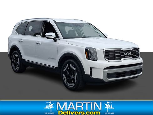 Certified 2024 Kia Telluride S FWD image 1
