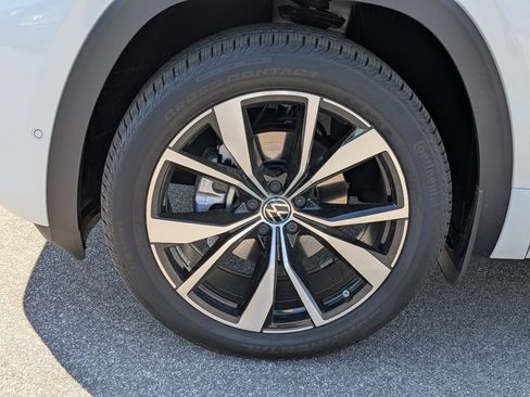New 2026 Volkswagen Atlas SEL Premium R-Line AWD/4WD image 10