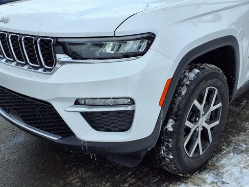 Used 2025 Jeep Grand Cherokee Limited image 27