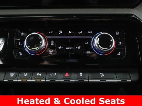 Used 2025 GMC Sierra 2500 AT4 w/ Technology Package image 4