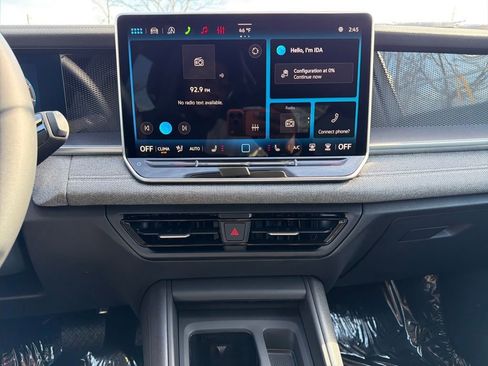 New 2026 Volkswagen Tiguan S AWD/4WD image 17
