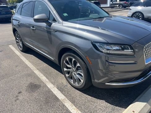 Certified 2022 Lincoln Nautilus Reserve AWD/4WD image 2