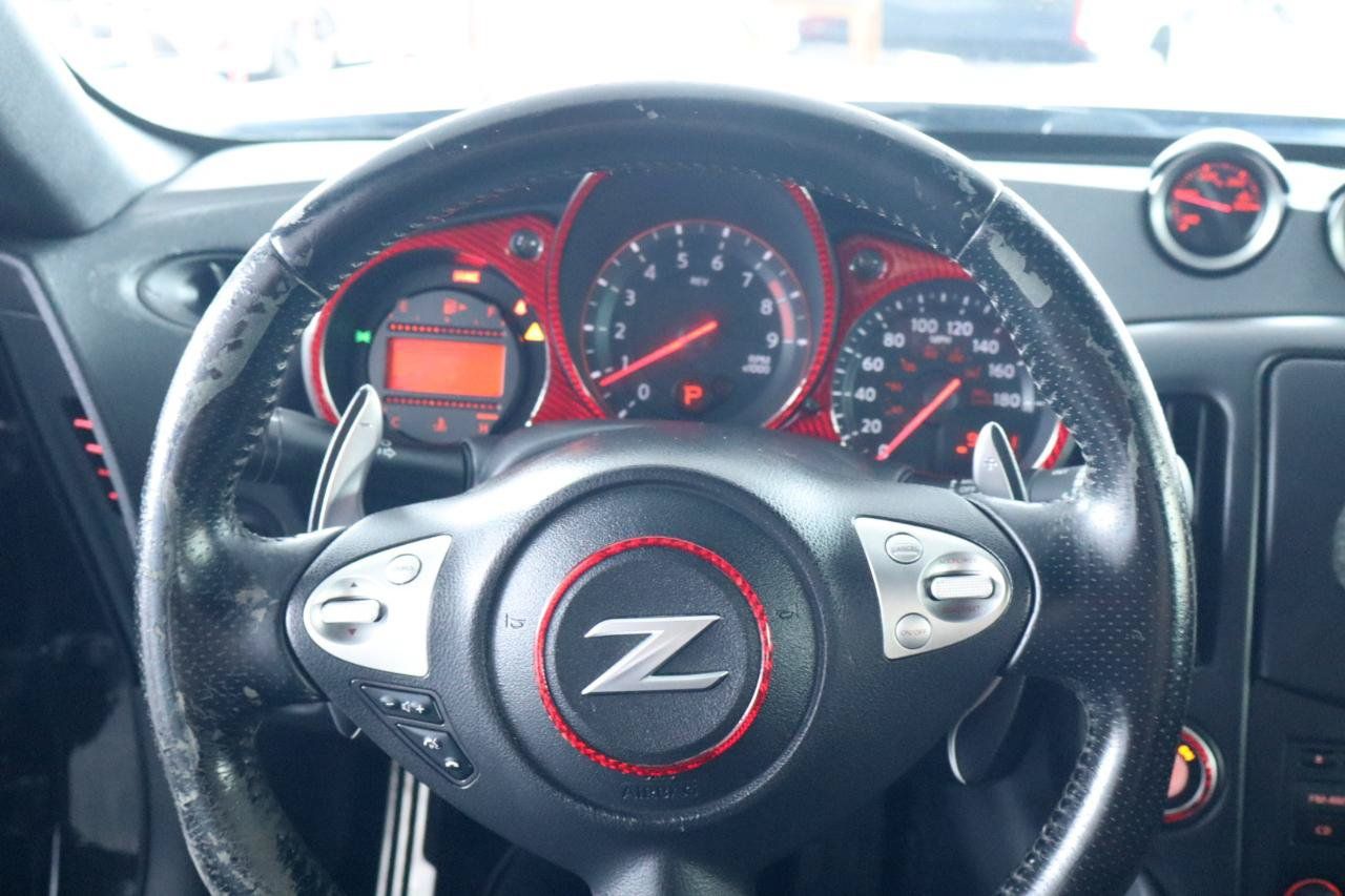 Used 2015 Nissan 370Z Coupe RWD image 27