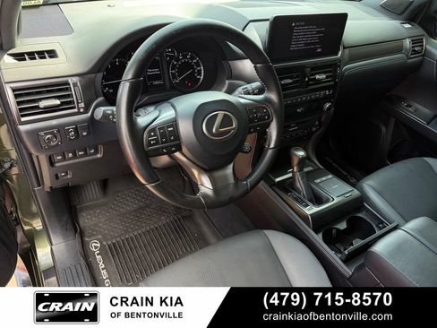 Used 2022 Lexus GX 460 w/ Black Line Special Edition AWD/4WD image 9