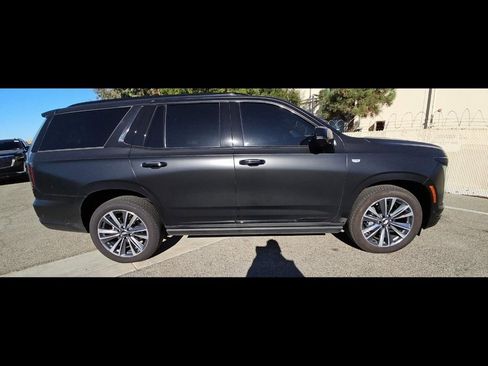 Used 2025 Cadillac Escalade Sport w/ Touring Package image 10