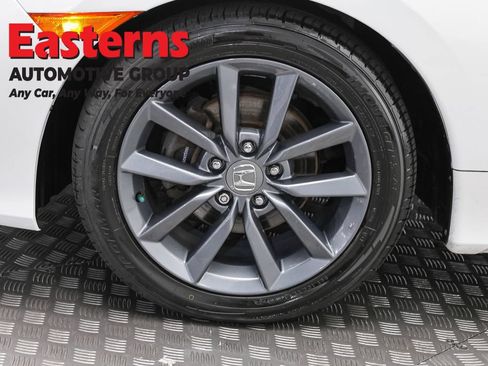 Used 2019 Honda Civic EX image 30