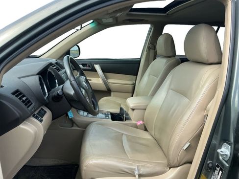Used 2008 Toyota Highlander Sport AWD/4WD image 9