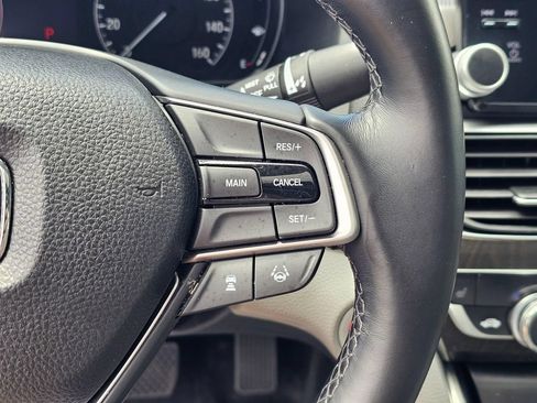 Used 2018 Honda Accord EX-L image 26