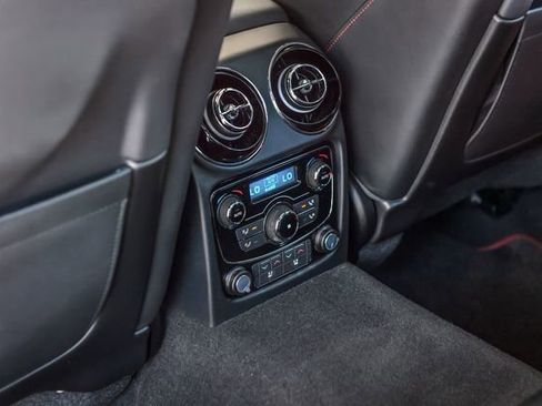 Used 2016 Jaguar XJ image 43