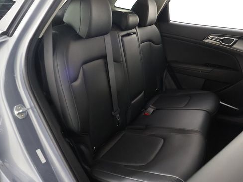 Used 2023 Kia Sportage EX image 31