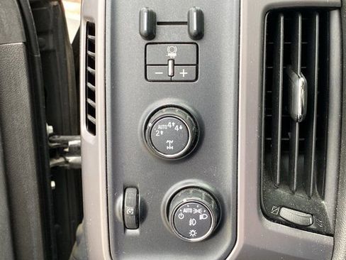 Used 2017 GMC Sierra 1500 SLT w/ All-Terrain Package AWD/4WD image 13